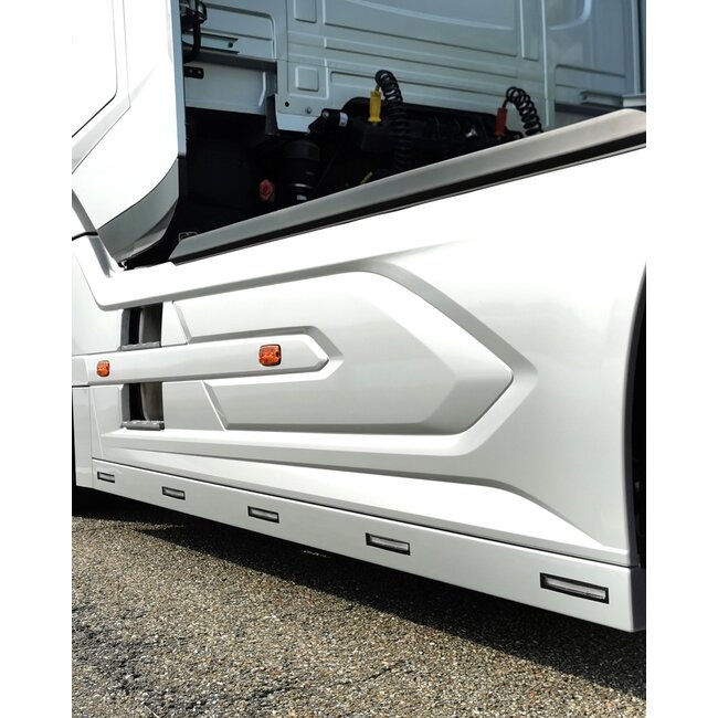 DAF XF/XG/XG+ Sideskirt Extension Set