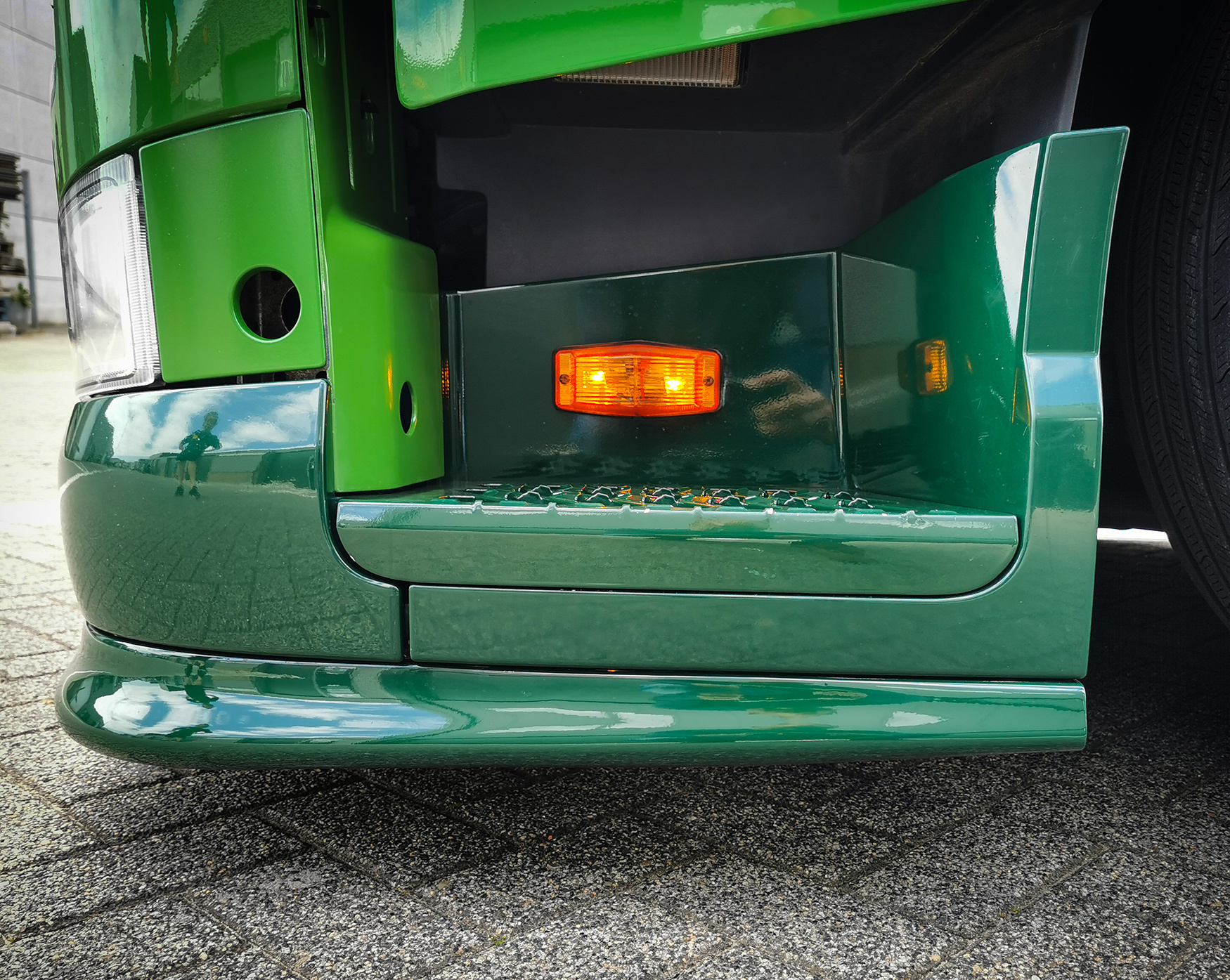 Volvo FH4/4B (5) Frontspoiler 9CM