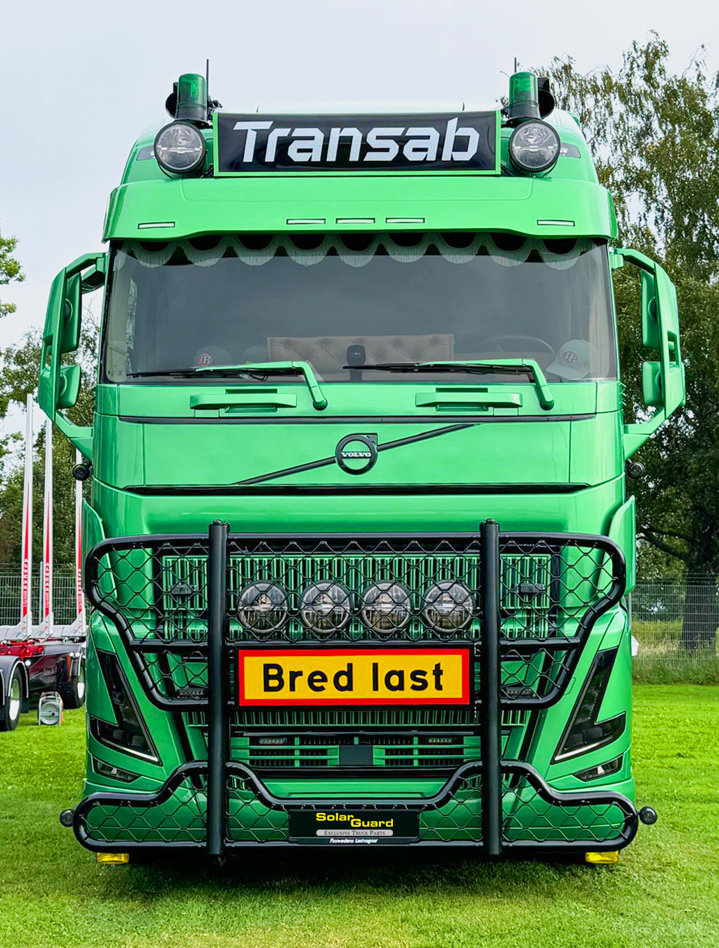 Volvo FH4/4B (5) Komplette Sonnenblende Typ 3 FWC