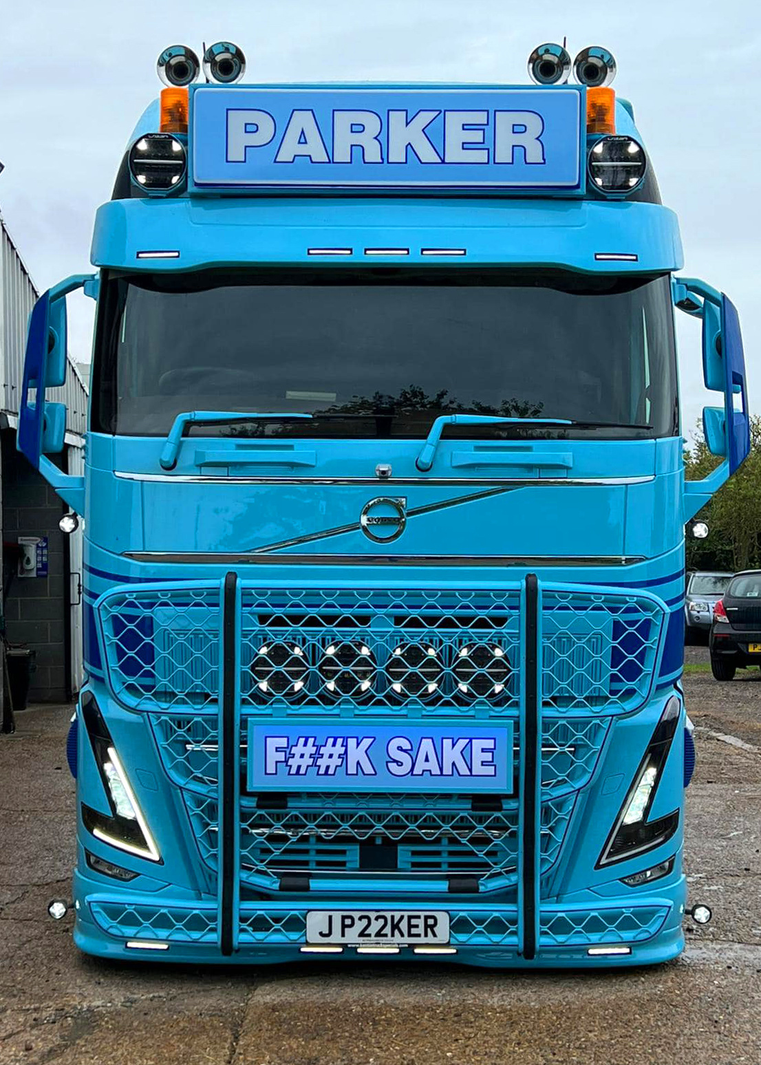 Volvo FH4/4B (5) Komplette Sonnenblende Typ 3 FWC