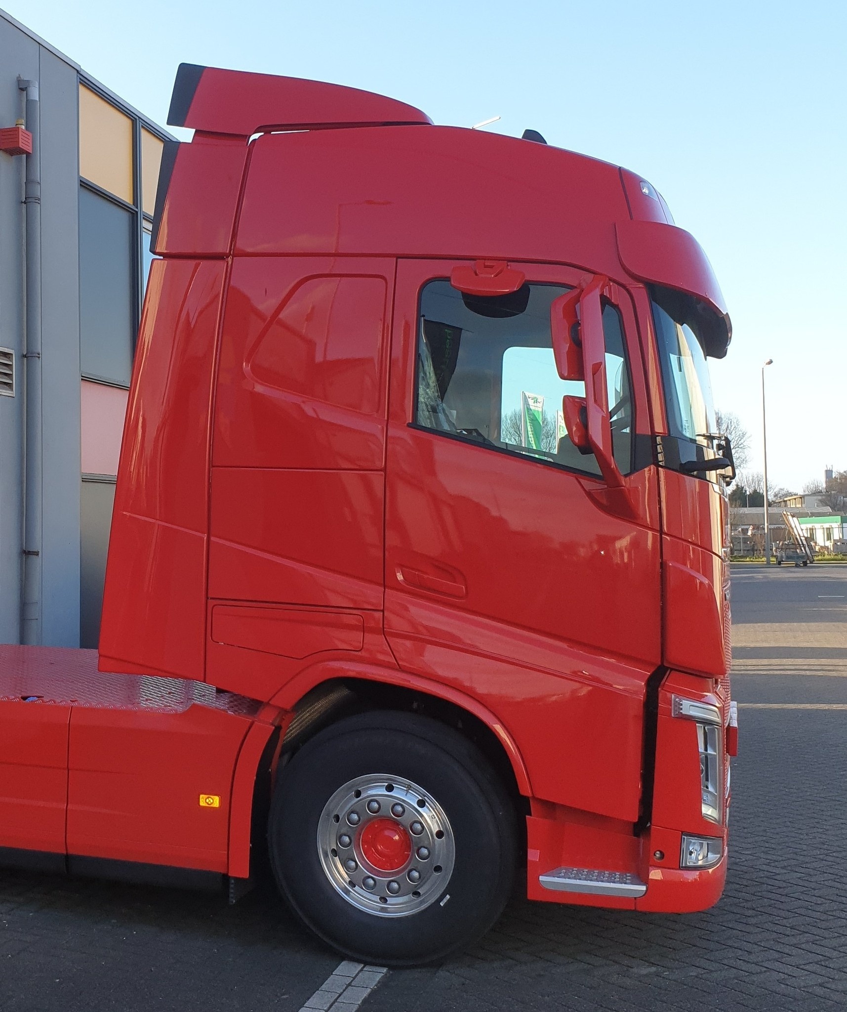 Volvo FH4/4B (5) Komplette Sonnenblende Typ 3