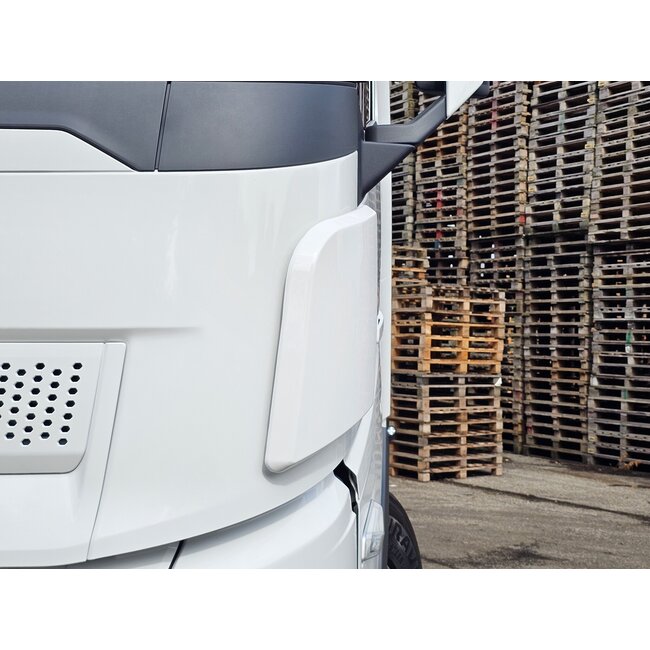 Volvo FH Aero Dirt Deflector