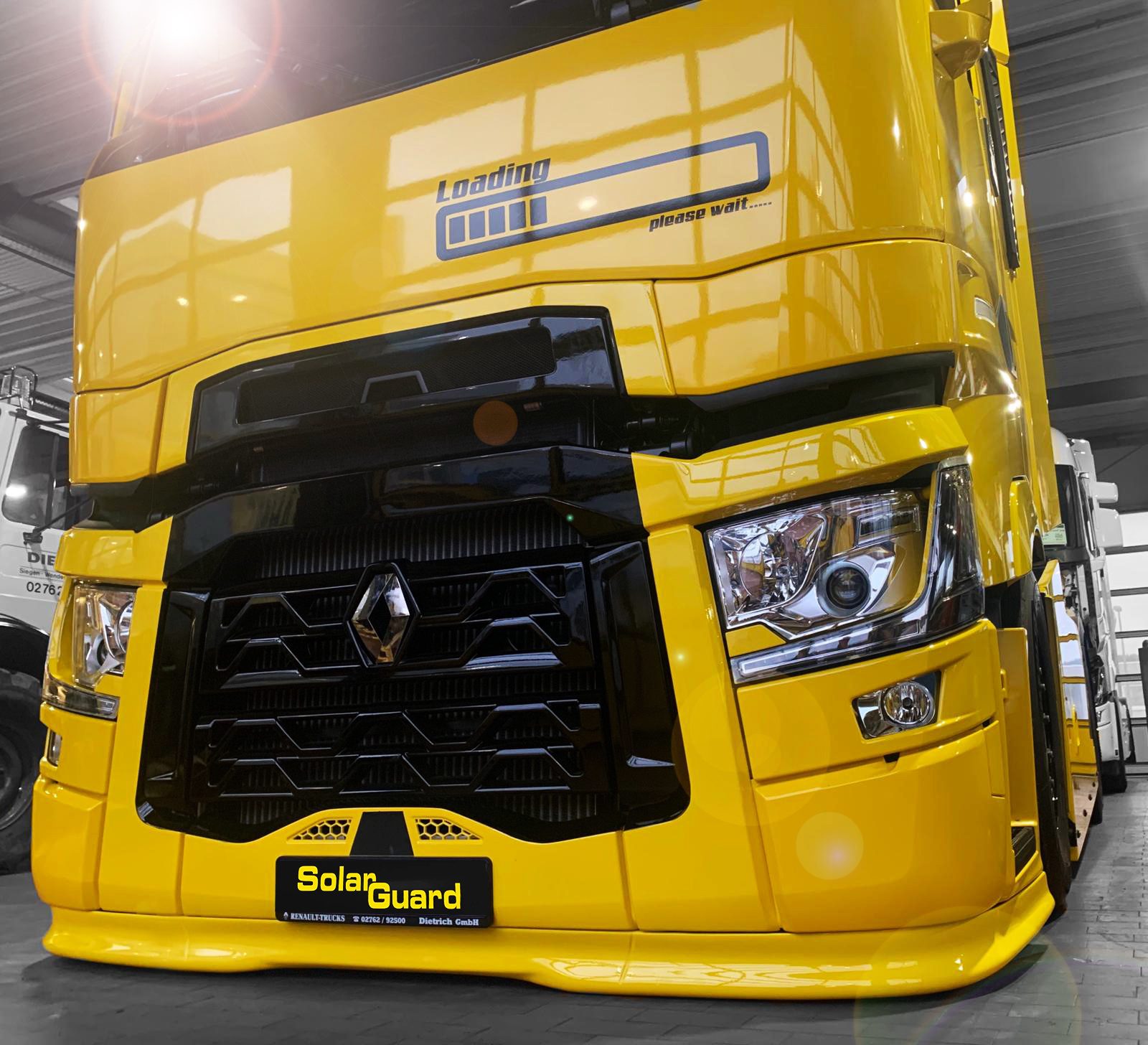 Renault T-serie Front Spoiler type 2 9 cm
