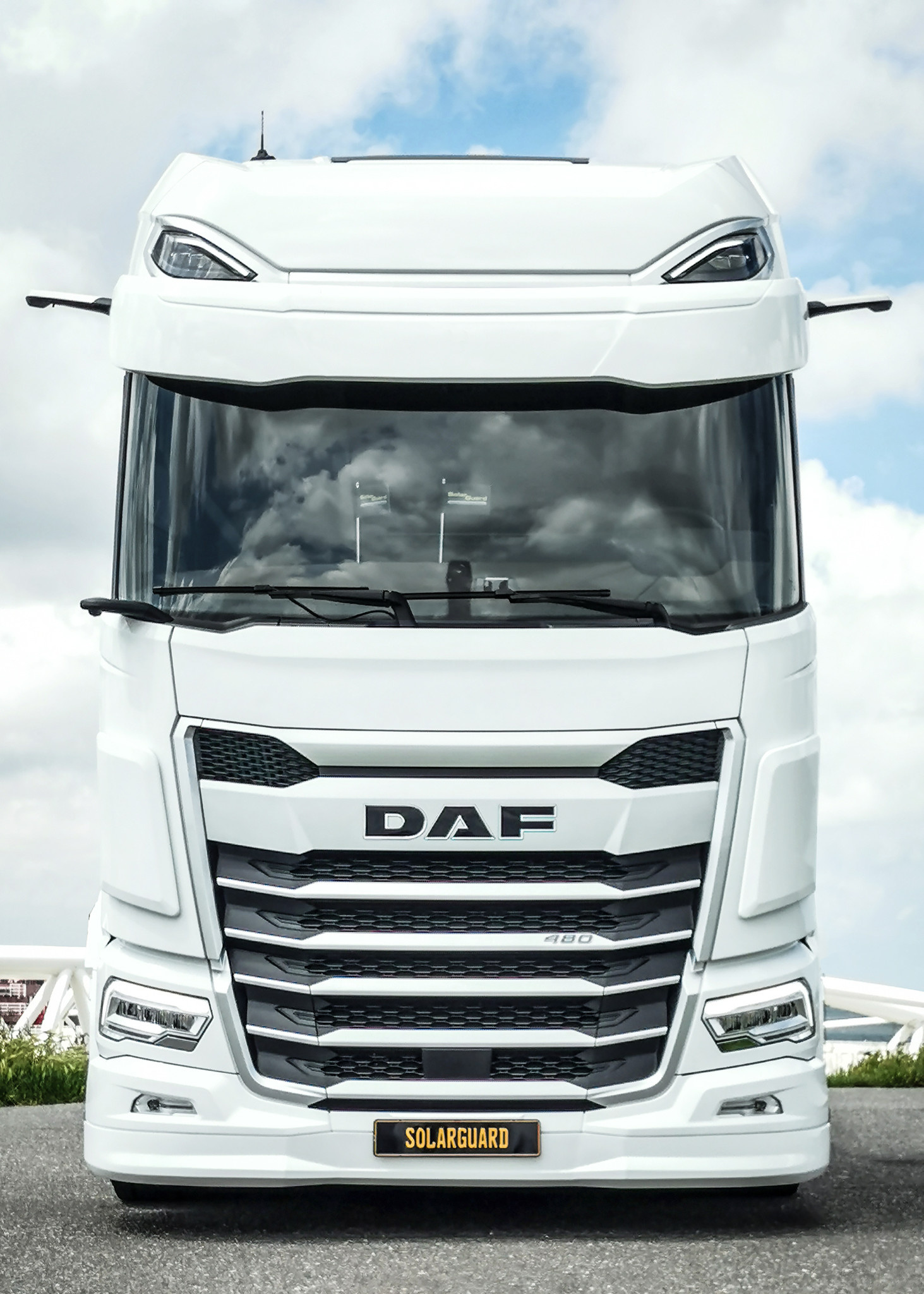 DAF NGD XF/XG Sonnenblende Typ 1
