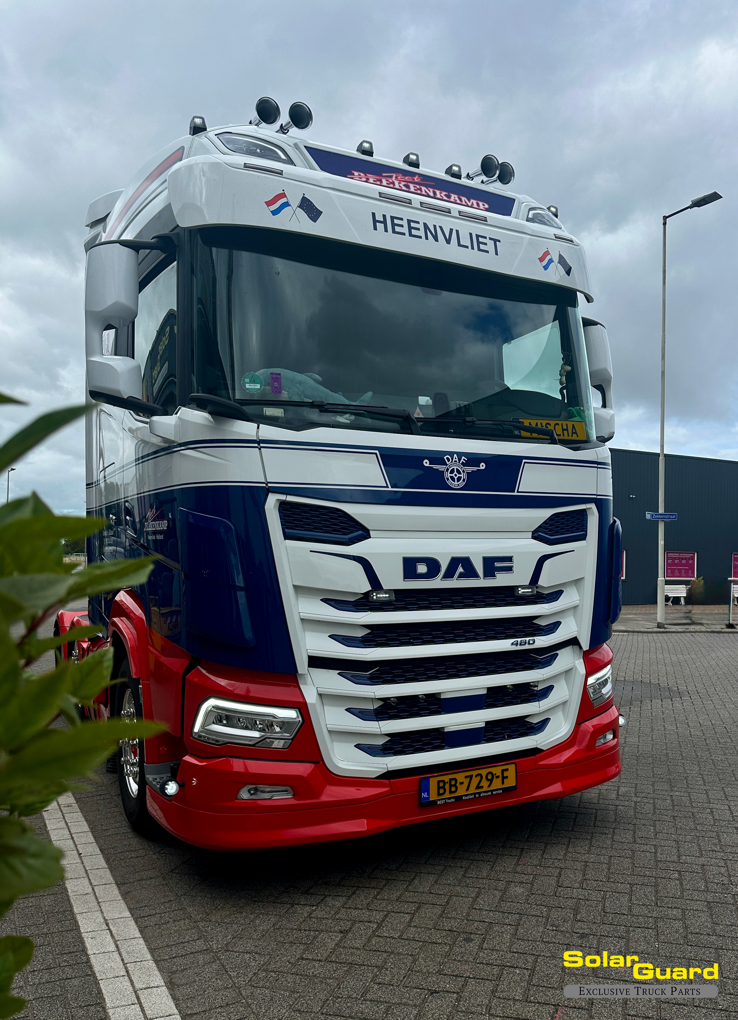 DAF NGD XF/XG Sonnenblende Typ 3