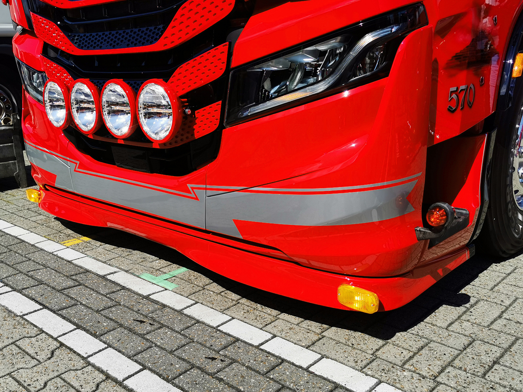 Iveco S-Way Front Spoilerlippe