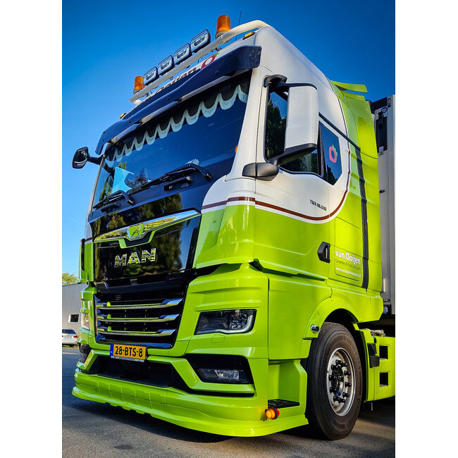 MAN TGX MY2022 Spoiler delantero