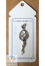 Maangodin met parel zilver hanger