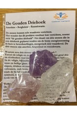 Gouden driehoek edelstenen set ruw