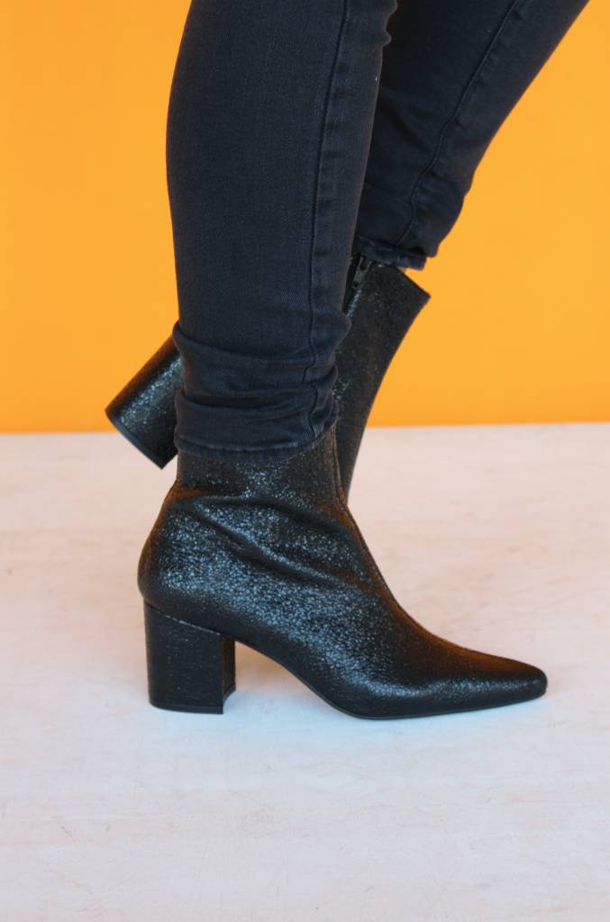 boots from toral