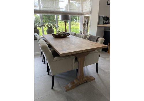 Robuust Interieur Kloostertafel Claire