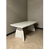 Robuust Interieur Betonlook eettafel Diede - Deens ovaal