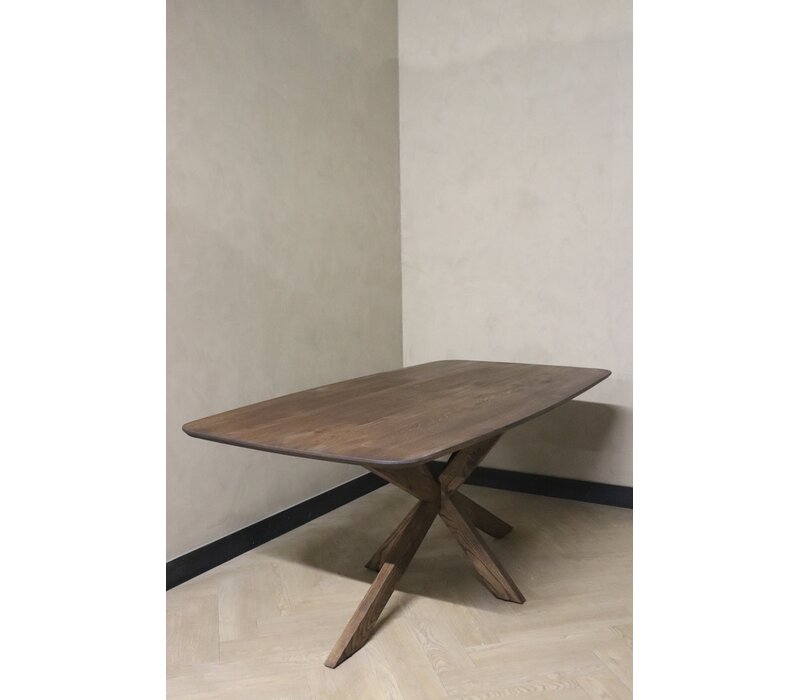 Deens ovale eettafel - Onno