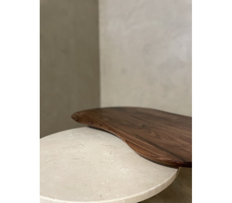 Organisch salontafel set Ylva - notenhout en marmer Crema Marfil