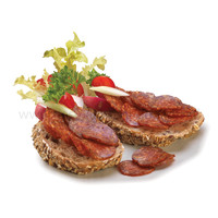 Paprika kolbász sausage sliced