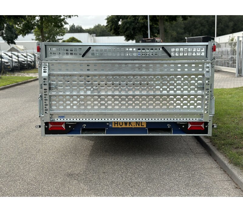 Demo Brian James Cargo Connect 550x229cm met loofrekken