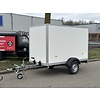Gesloten bakwagen 255x128x153cm 1300kg met oprijklep