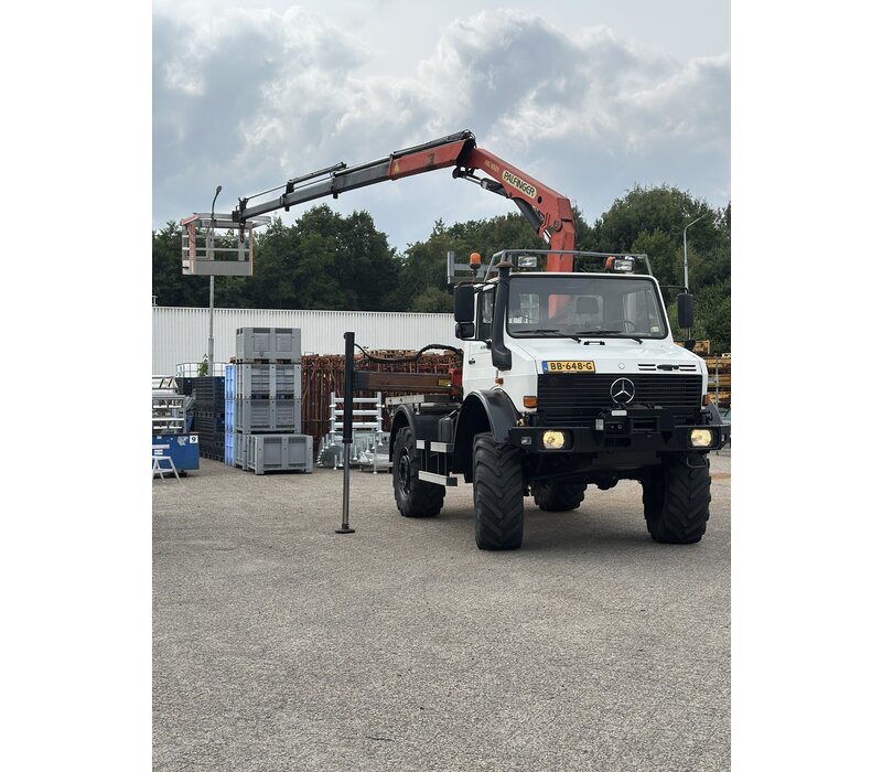 Unimog  U2150 palfinger kraan PK 9501