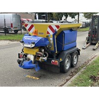 Gebruikte Nido Zoutstrooier aanhangwagen
