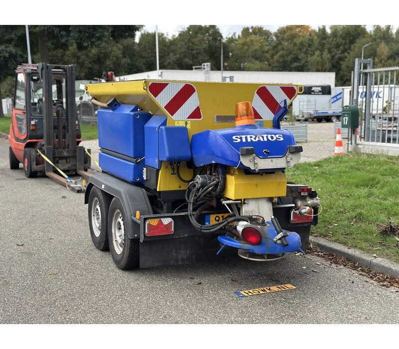 Gebruikte Nido Zoutstrooier aanhangwagen