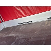Gebruikte Plateauwagen met huif 300x170x150cm 2000kg
