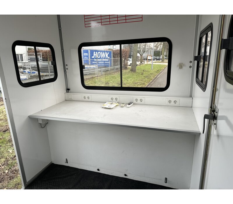 Gebruikte gesloten Hapert mobiel kantoor