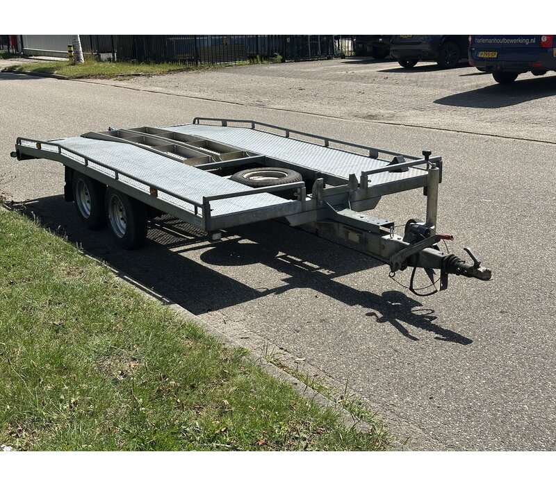 Gebruikte Witteveen autoambulance 380x185cm 2000kg