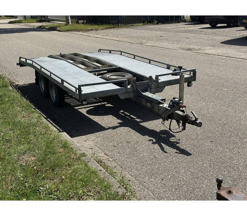 Gebruikte Witteveen autoambulance 380x185cm 2000kg
