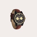 The CLASSIC Collection rethinks the aesthetic of a WoodWatch in a sophisticated way. The slim cases give a classy impression while featuring a unique a moonphase movement and two extra subdials featuring a week and month display. The CLASSIC Rogue Pecan i