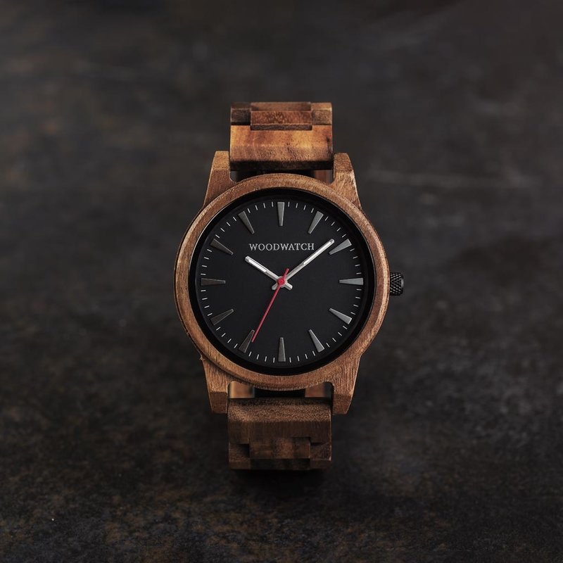 The Aero Acacia features a modernized minimal grey dial with bold details in a 45mm case. A wrist essential combining natural wood with stainless steel and sapphire coated glass. The Aero Acacia is handmade from natural Acacia wood from East Asia.