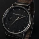 Our MINIMAL Retro models feature an all new design existing of 3 new elements. First, a clean new minimal casing. Second, a new two-pointer movement with numeric time window. Finally, an all new flexible wooden strap which fits any wrist. The Retro ROCK i