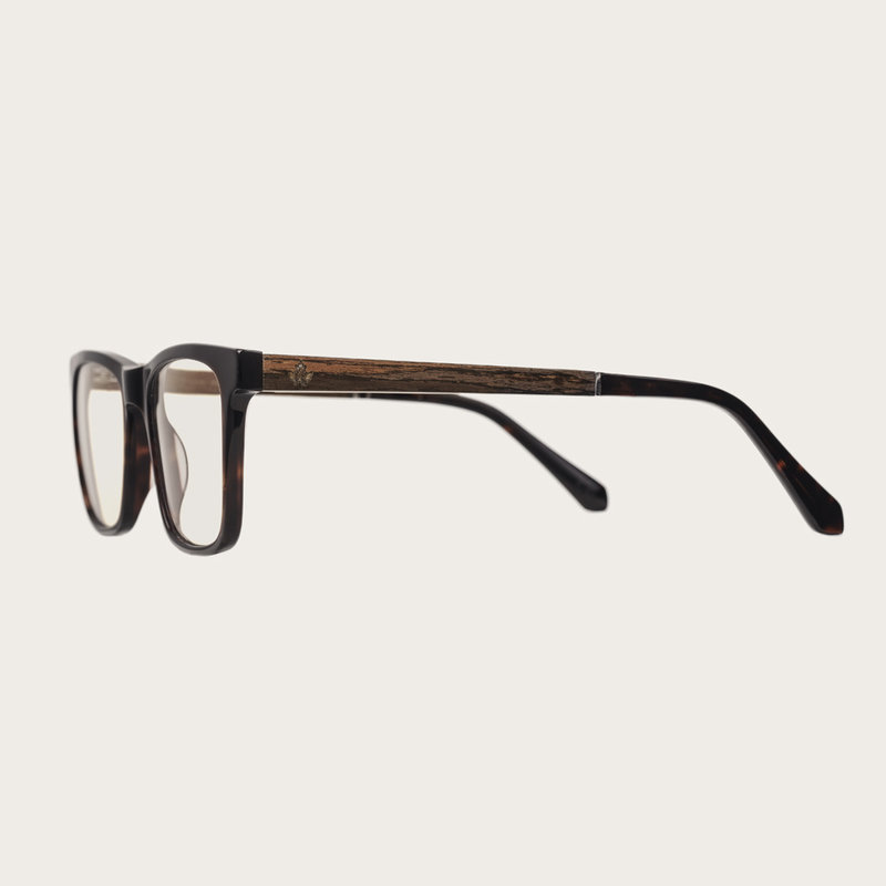 Filter out harmful excess blue light which can cause eye strain, headaches and poor sleep. The BROOKLYN Forever Havanas features a squared dark brown tortoise frame and is composed of durable Italian Mazzucchelli bio-acetate with hand-finished natural ebo