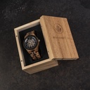 Onze Limited Edition AUTOMATIC Pathfinder beschikt over een automatisch zelfopwindend uurwerk met 21 robijnen en een 36 uur gangreserve. De “open hart” (doorzichtige) wijzerplaat heeft een saffier gecoate glaslaag en een achterplaat die per horloge uniek