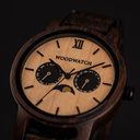 The CLASSIC Collection rethinks the aesthetic of a WoodWatch in a sophisticated way. The slim cases give a classy impression while featuring a unique a moonphase movement and two extra subdials featuring a week and month display. The CLASSIC Outland is ma
