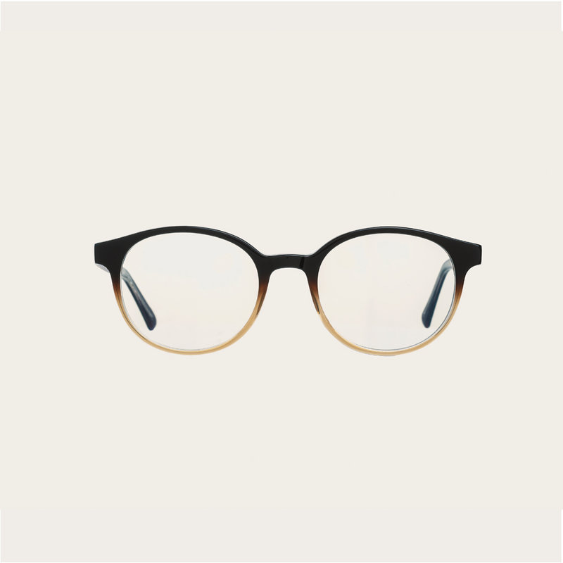 Filter out harmful excess blue light which can cause eye strain, headaches and poor sleep. The SOHO Vanilla features an oval dark brown and beige tortoise frame and is composed of durable Italian Mazzucchelli bio-acetate with hand-finished natural maple w