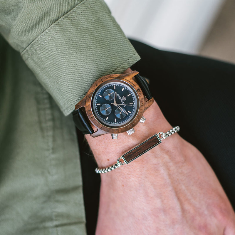 Sapphire Silver Jet features a classic SEIKO VD54 chronograph movement, scratch resistant sapphire coated glass and jet strap. Made from American Walnut Wood and handcrafted to perfection. The watch is available with a wooden strap or a leather strap.