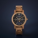 The CLASSIC Collection rethinks the aesthetic of a WoodWatch in a sophisticated way. The slim cases give a classy impression while featuring a unique a moonphase movement and two extra subdials featuring a week and month display. The CLASSIC Yachter is ma