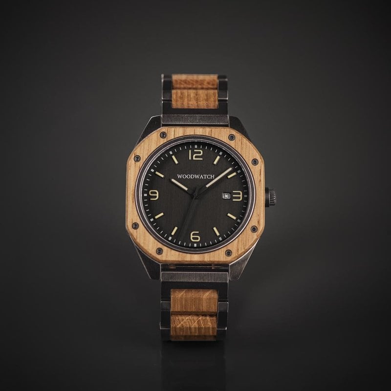 The first watch in history that is crafted from reclaimed oak barrels used to make red wine in Bordeaux, France. Carefully taken apart, the oak wood from barrels has been reworked into these truly unique timepieces. Each watch is numbered 001 - 300, a hom