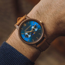 The CLASSIC Collection rethinks the aesthetic of a WoodWatch in a sophisticated way. The slim cases give a classy impression while featuring a unique a moonphase movement and two extra subdials featuring a week and month display. The CLASSIC Seafarer is m