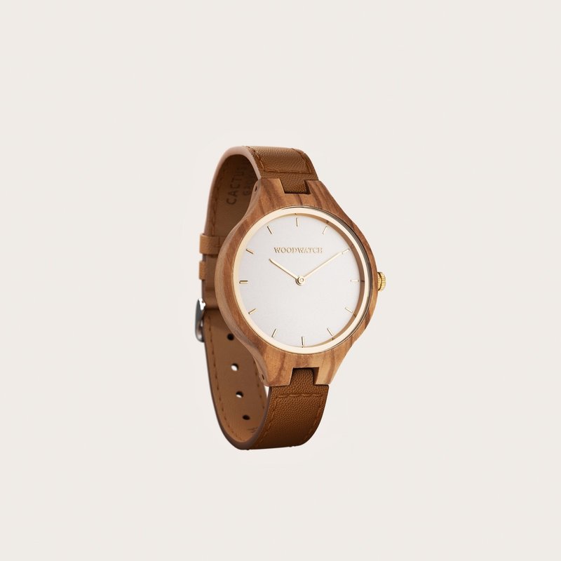 The AURORA Collection breaths the fresh air of Scandinavian nature and the astonishing views of the sky. This light weighing watch is made of European Olive Wood, accompanied by a light stainless-steel dial with a golden highlight and shining golden detai