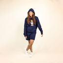 Sweat à capuche, unisexe et doux, à manches longues avec une capuche à double épaisseur et une poche kangourou sur le devant. Fabriqué à partir de 85 % de coton biologique et de 15 % de polyester recyclé, avec le logo Harvey intégral.