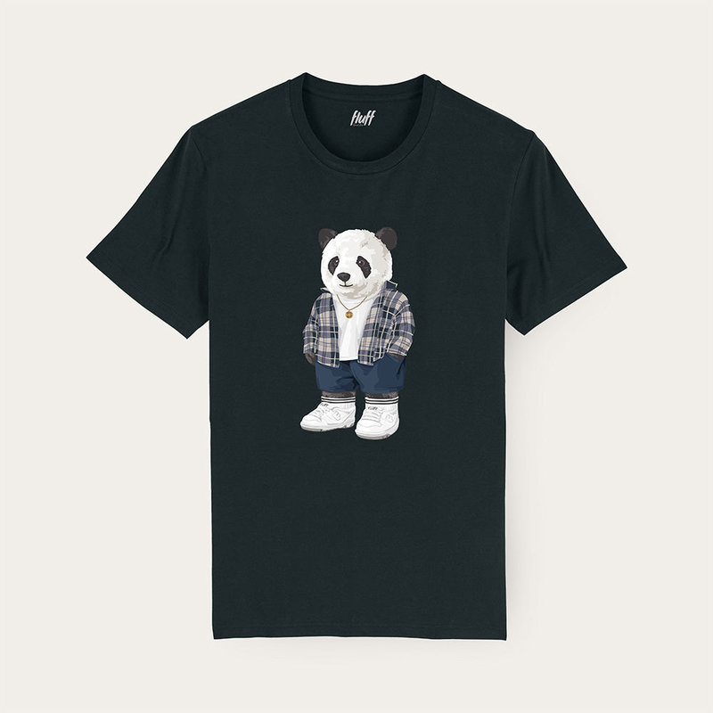 Soft unisex short-sleeved t-shirt with a round neck, made of 100% organic cotton and featuring a full body Peter Panda.