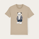 Soft unisex short-sleeved t-shirt with a round neck, made of 100% organic cotton and featuring a full body Peter Panda.