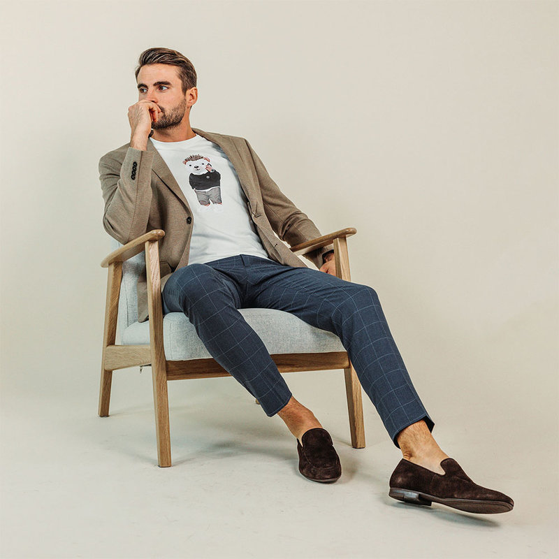 Zacht unisex T-shirt met korte mouwen en ronde hals, gemaakt van 100% biologisch katoen en voorzien van een Harry Hedgehog print.