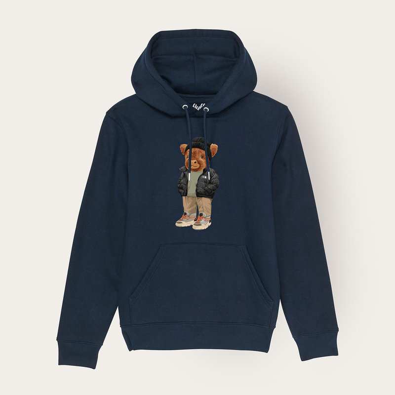 Soft unisex long-sleeved hoodie with a double layered hood and a kangaroo pocket at the front. Made of 85% organic cotton and 15% recycled polyester, featuring a full body Harvey print.