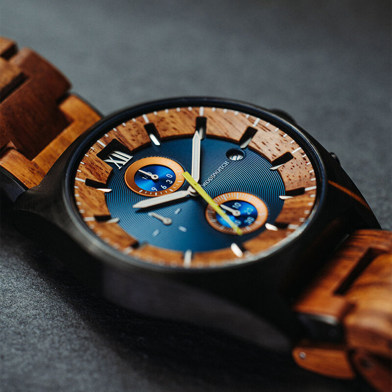 Oceanic is made of Kosso wood, featuring a blue dial.