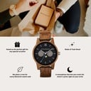 Die CLASSIC Kollection überdenkt auf raffinierte Weise die Ästhetik einer WoodWatch. Die schlanken Gehäuse geben einen klassischen Eindruck und verfügen über eine einzigartige Mondphasenbewegung und zwei zusätzliche Hilfszifferblätter mit Wochen- und Mona
