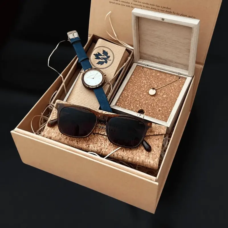 Se till att julen blir oförglömlig med WoodWatch julpresentlåda.