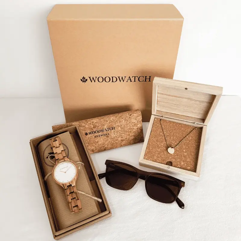 Rendi indimenticabile questa stagione festiva con la Scatola Regalo WoodWatch.