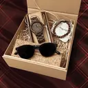 Rendi indimenticabile questa stagione festiva con la Scatola Regalo WoodWatch.